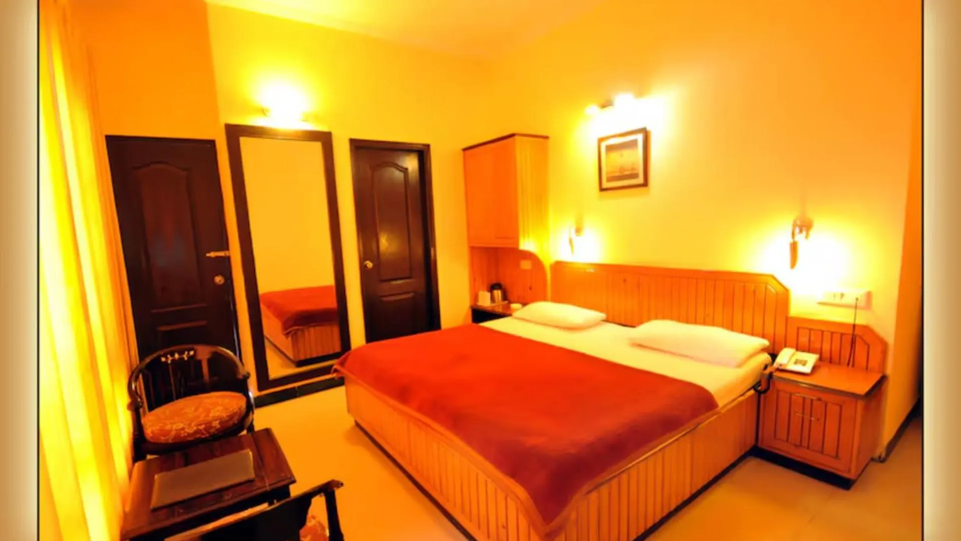 Aachman Regency Hotel Shimla 3*,