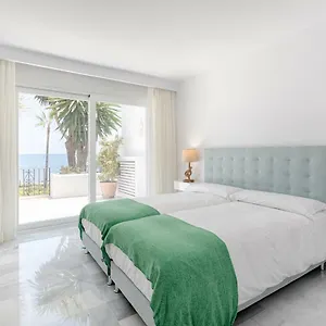 https://hanami-alcazaba-beach-front-sea-view.es-andalucia.com